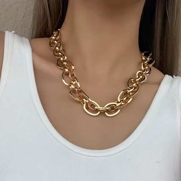 Anthropologie Jewelry - Polished Gold Chunky Link Necklace